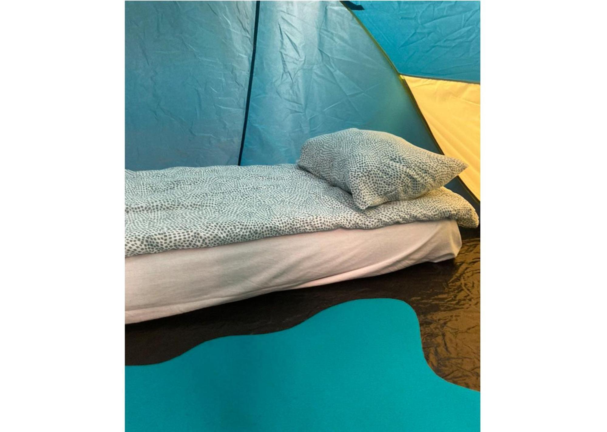 Готель Indoor Camping Гельсінкі Екстер'єр фото